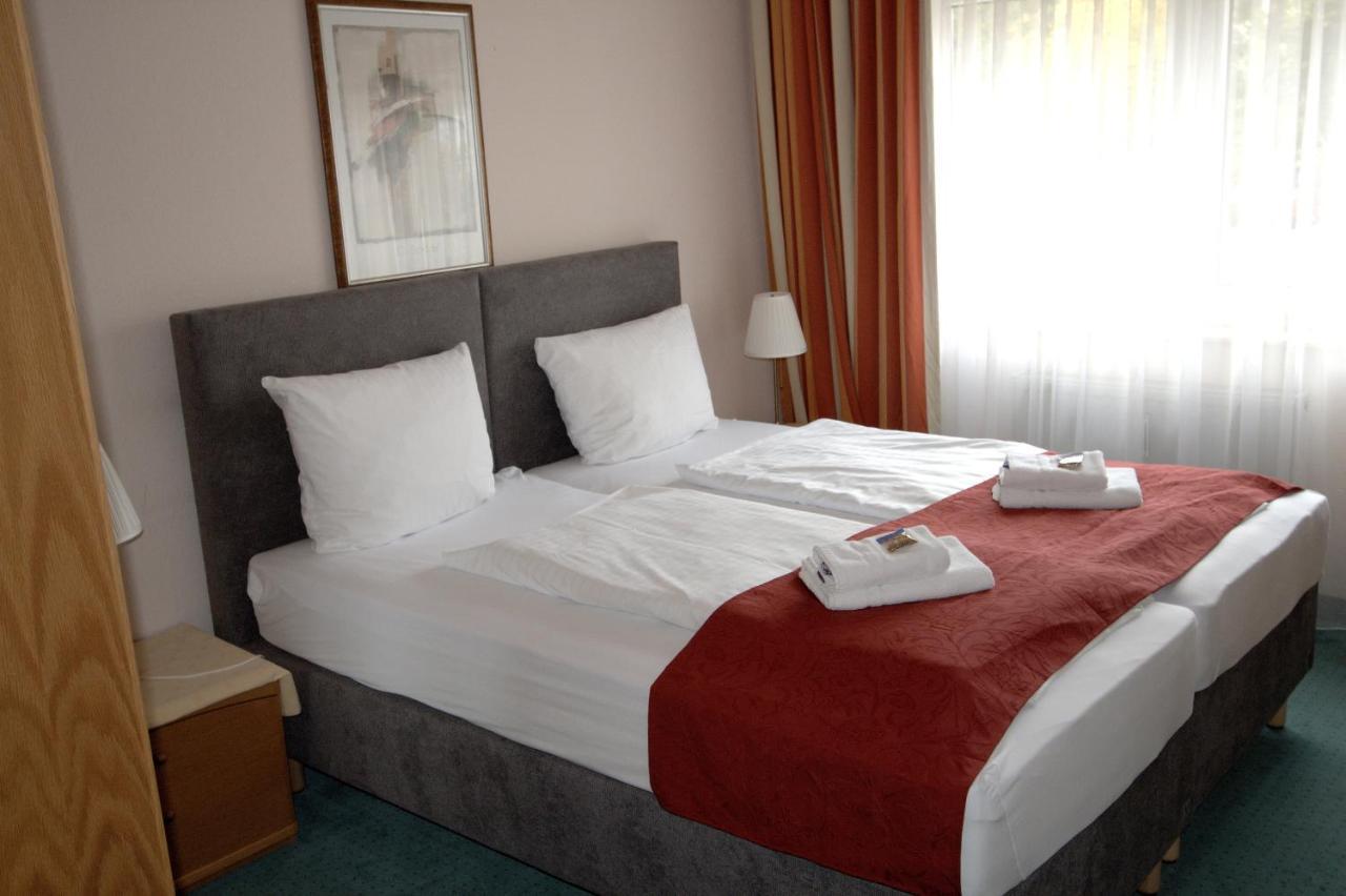 Hotel Leo Muehlhausen Экстерьер фото