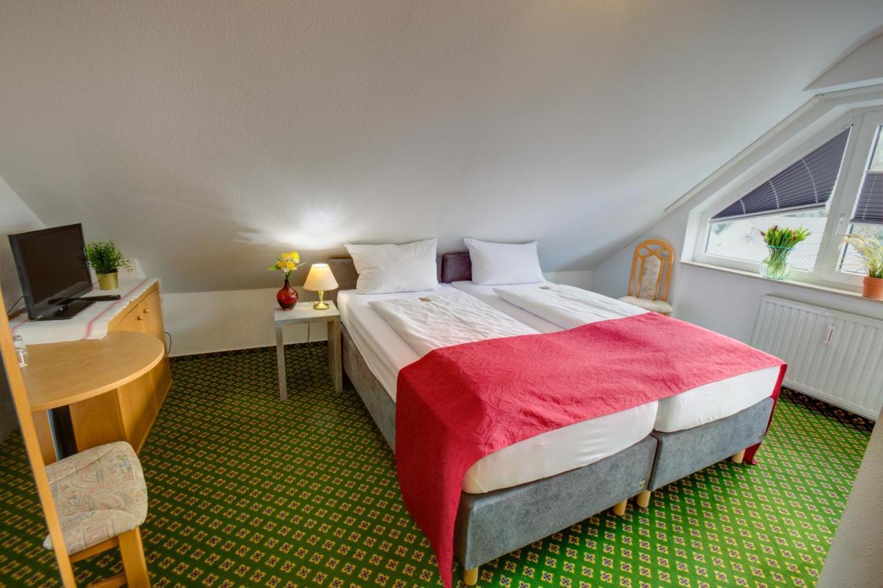 Hotel Leo Muehlhausen Экстерьер фото